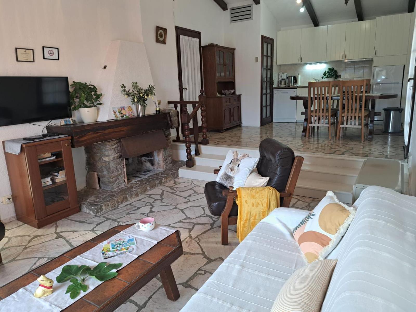 Villa Apartments Oliva Seget Vranjica Exterior photo